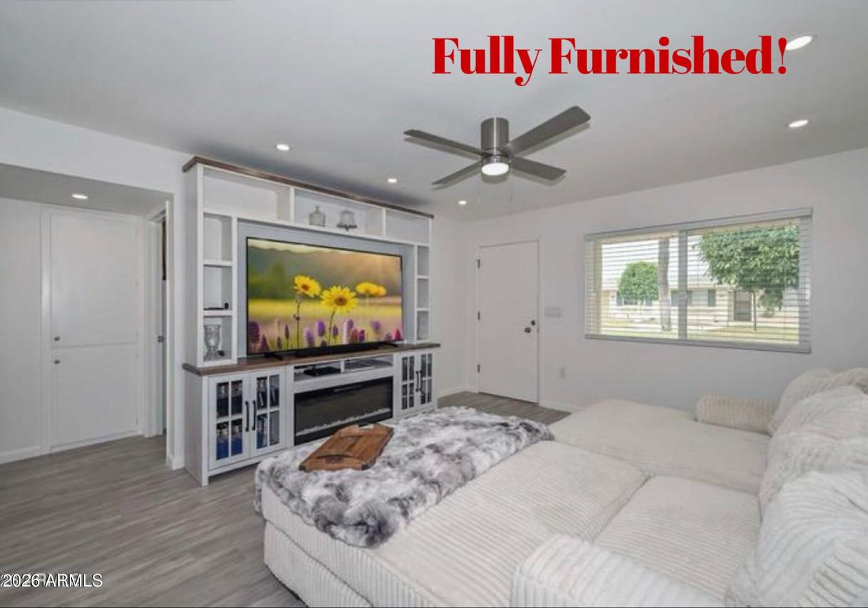 9667 N 111th Ave., Sun City, AZ 85351