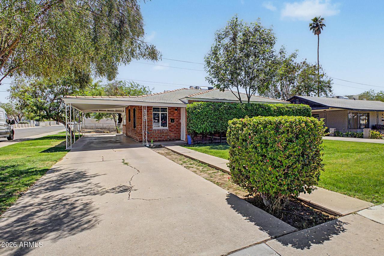 3345 E Garfield St., Phoenix, AZ 85008