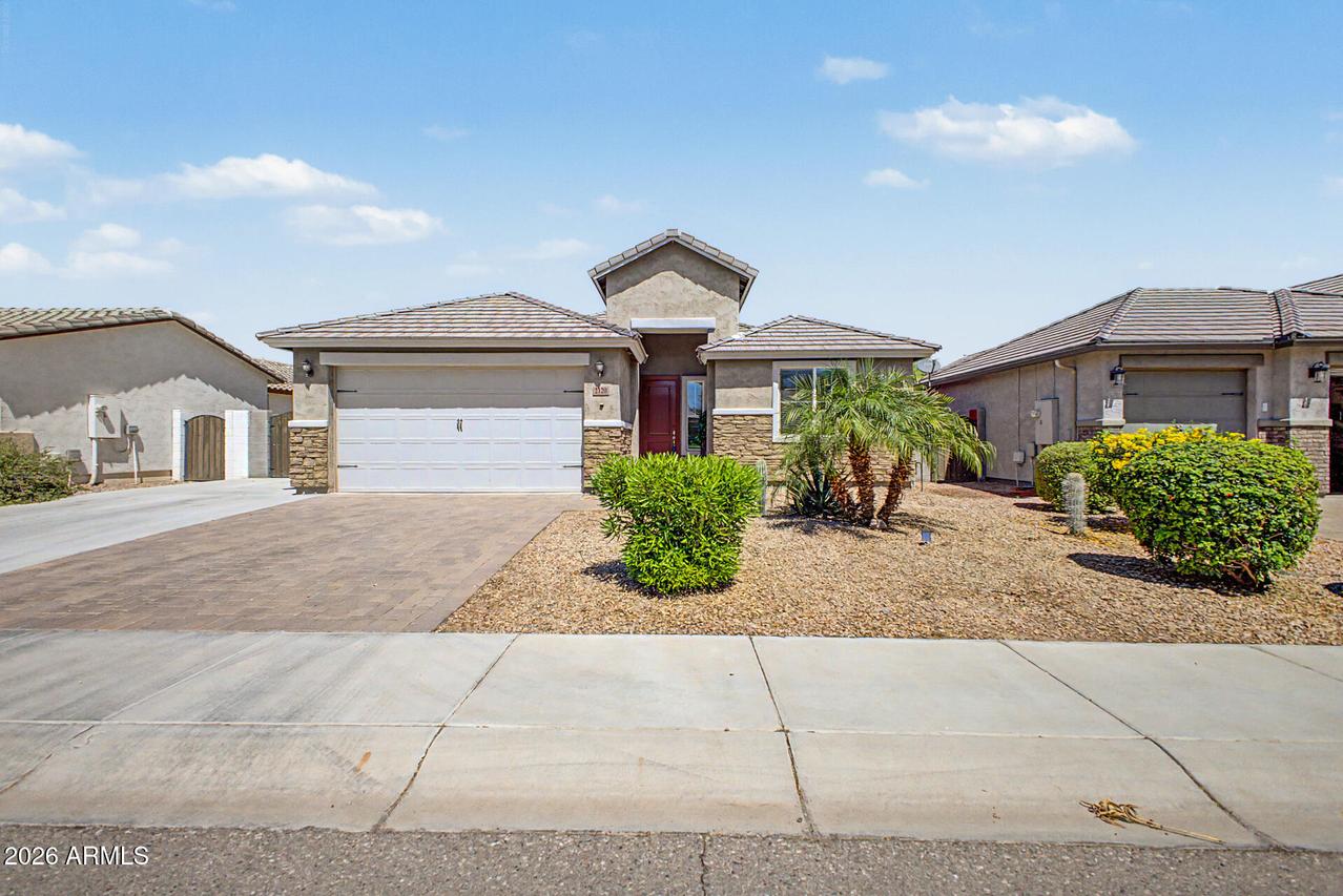 2120 W Olivia Dr., San Tan Valley, AZ 85144