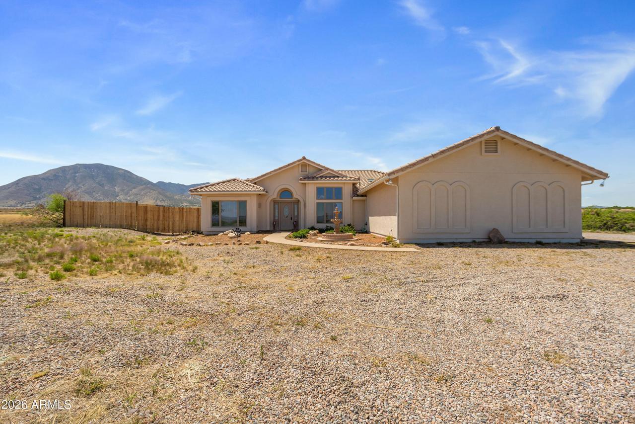 9354 S Deer Ridge Tr., Hereford, AZ 85615