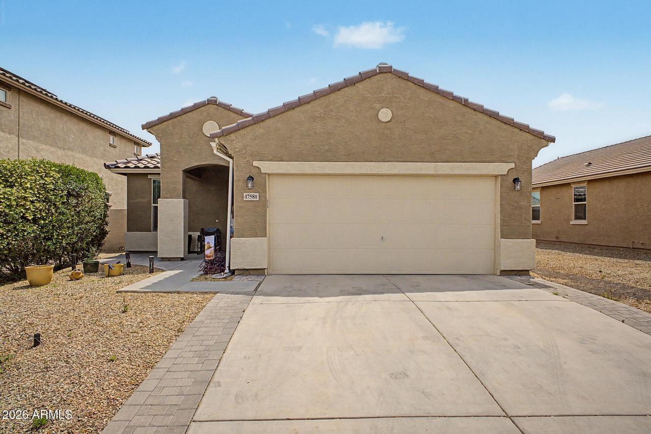17581 W Villa Chula Ln., Surprise, AZ 85387