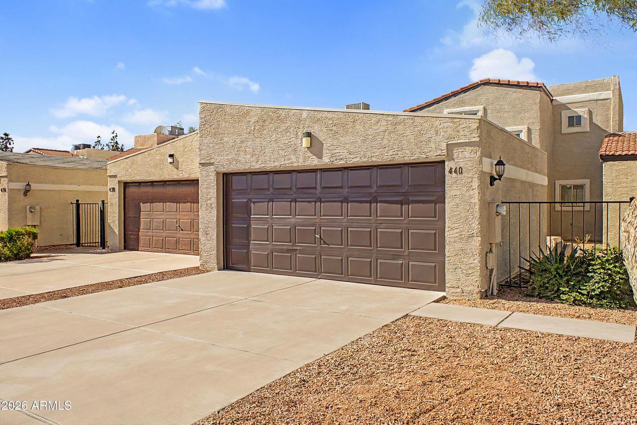 440 E Hidalgo Ave., Phoenix, AZ 85040