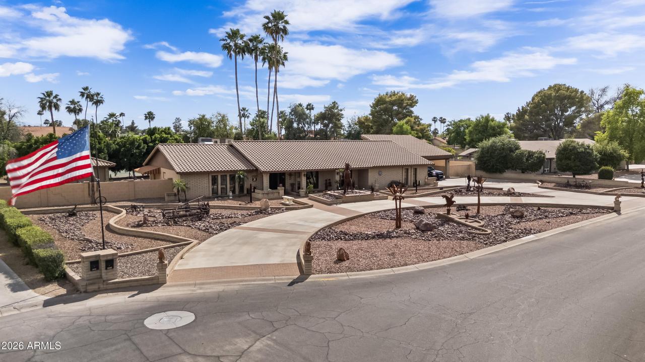 6955 W Calavar Rd., Peoria, AZ 85381