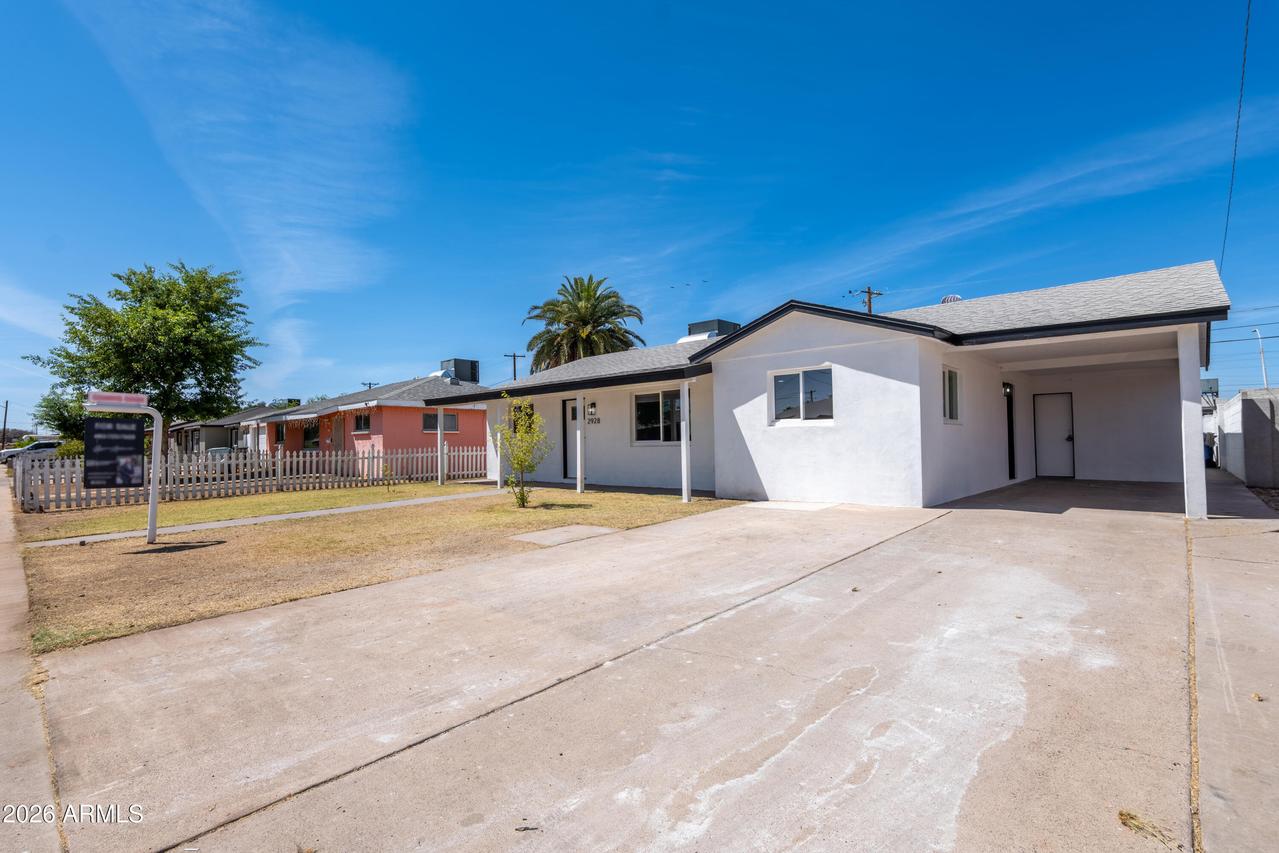 2928 W Puget Ave., Phoenix, AZ 85051