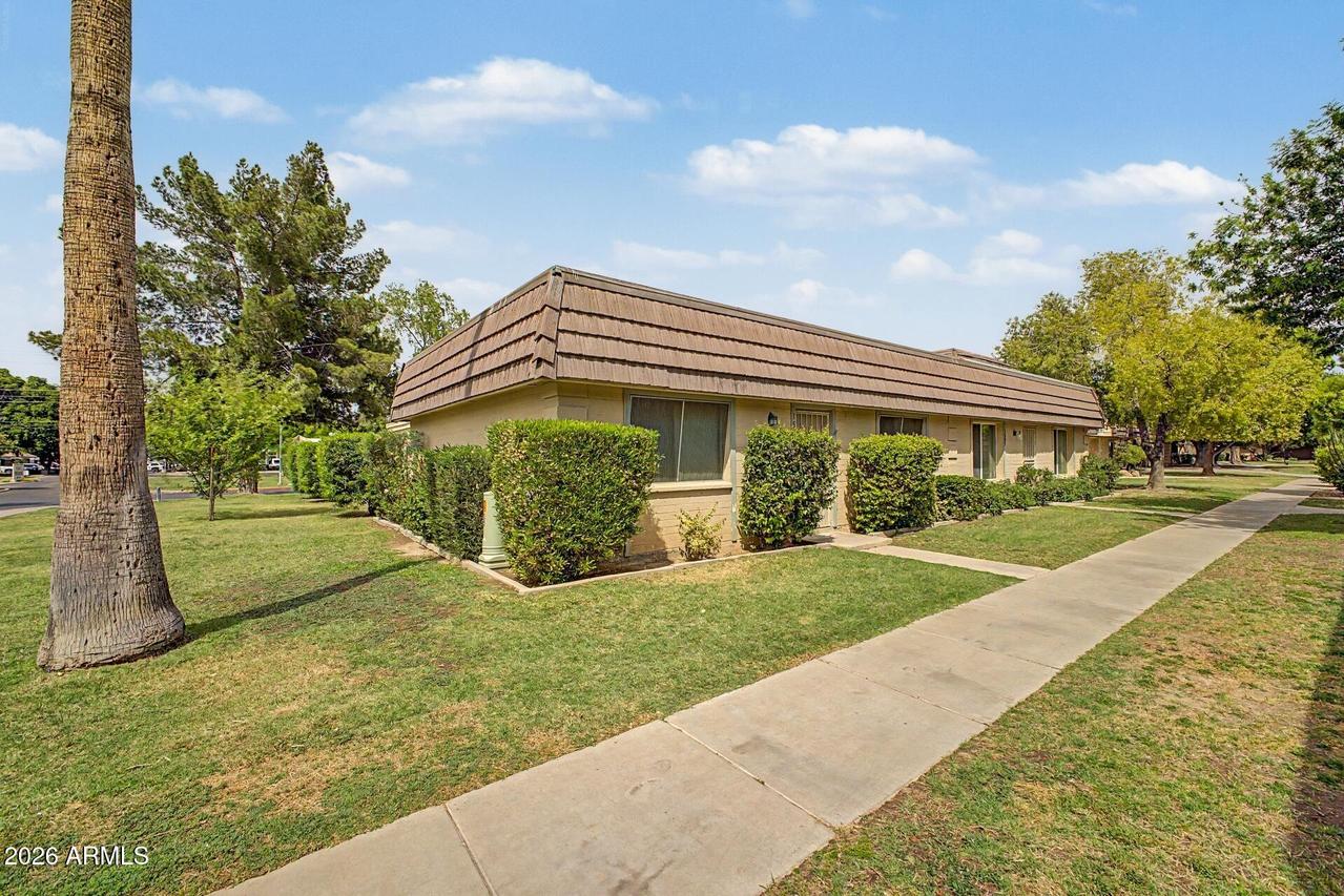 1503 E Newport Dr., Tempe, AZ 85282