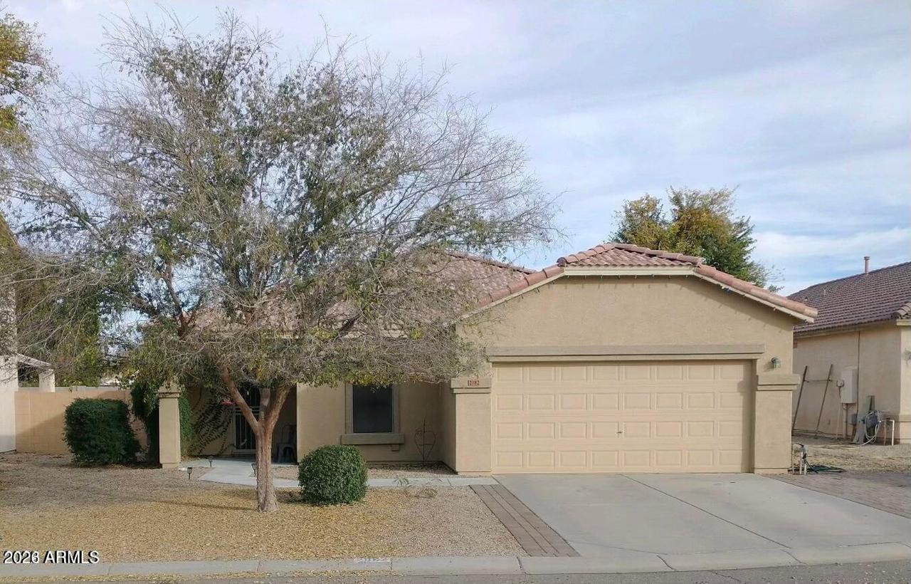 2082 E Lipizzan Dr., San Tan Valley, AZ 85140
