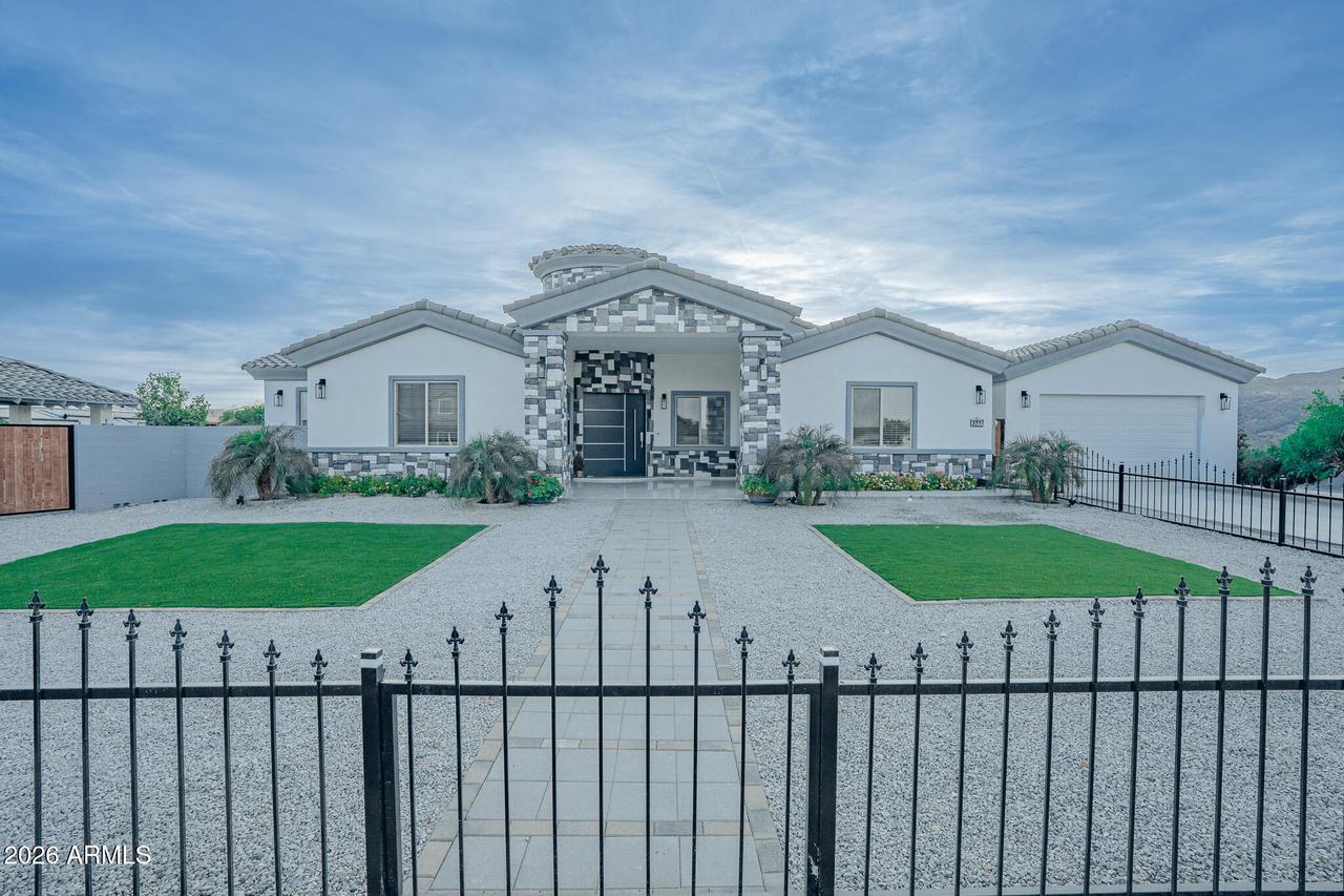 4812 N 196th Dr., Litchfield Park, AZ 85340