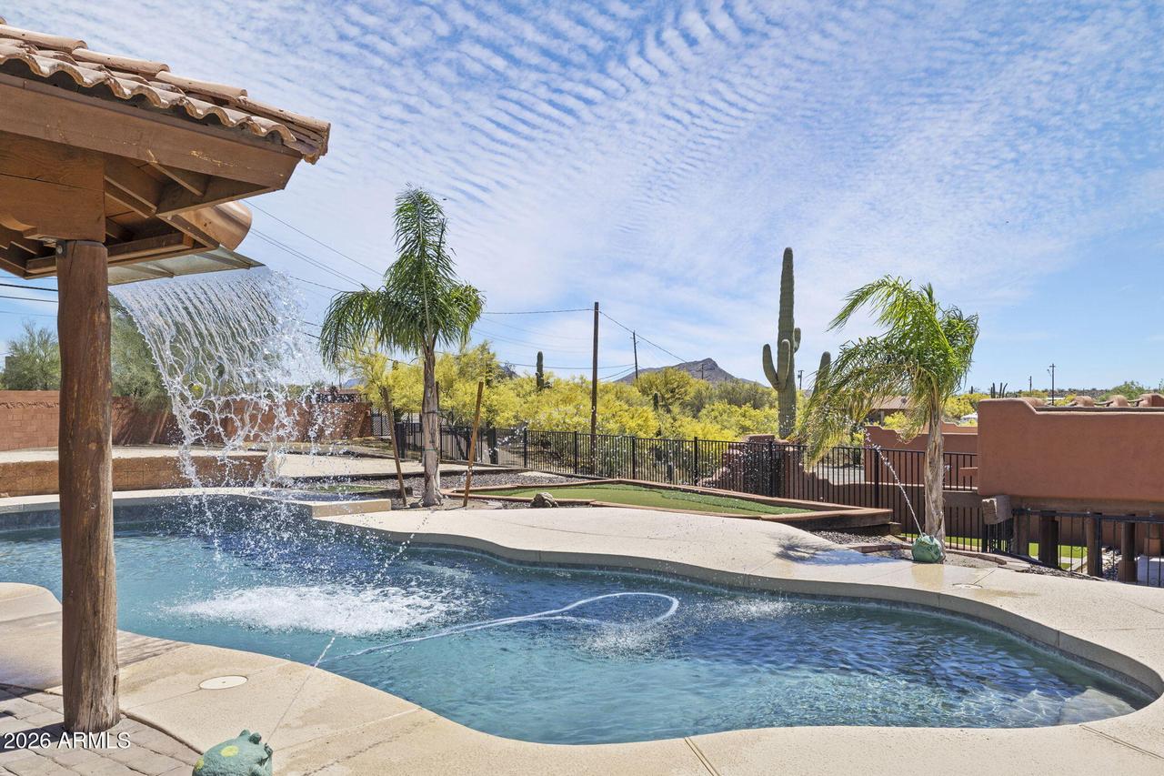 47012 N New River Rd., New River, AZ 85087