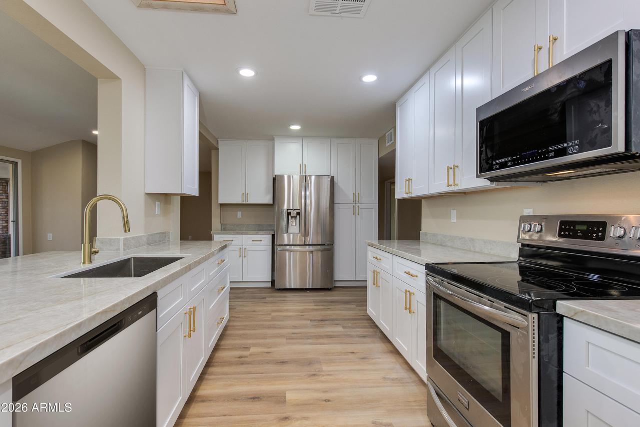 10303 W Bright Angel Cir., Sun City, AZ 85351