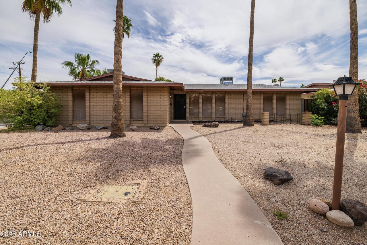 755 N Stewart, Mesa, AZ 85201