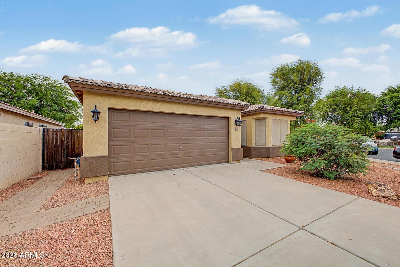 10809 W Cambridge Ave., Avondale, AZ 85392