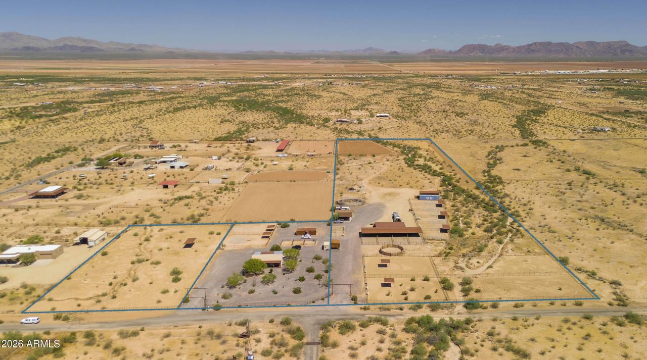 52510 W Williams Rd., Aguila, AZ 85320