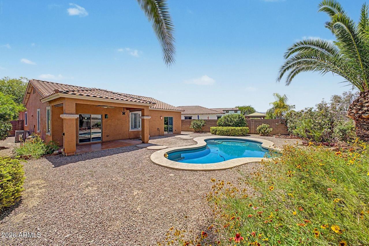 17544 W Port Royale Ln., Surprise, AZ 85388
