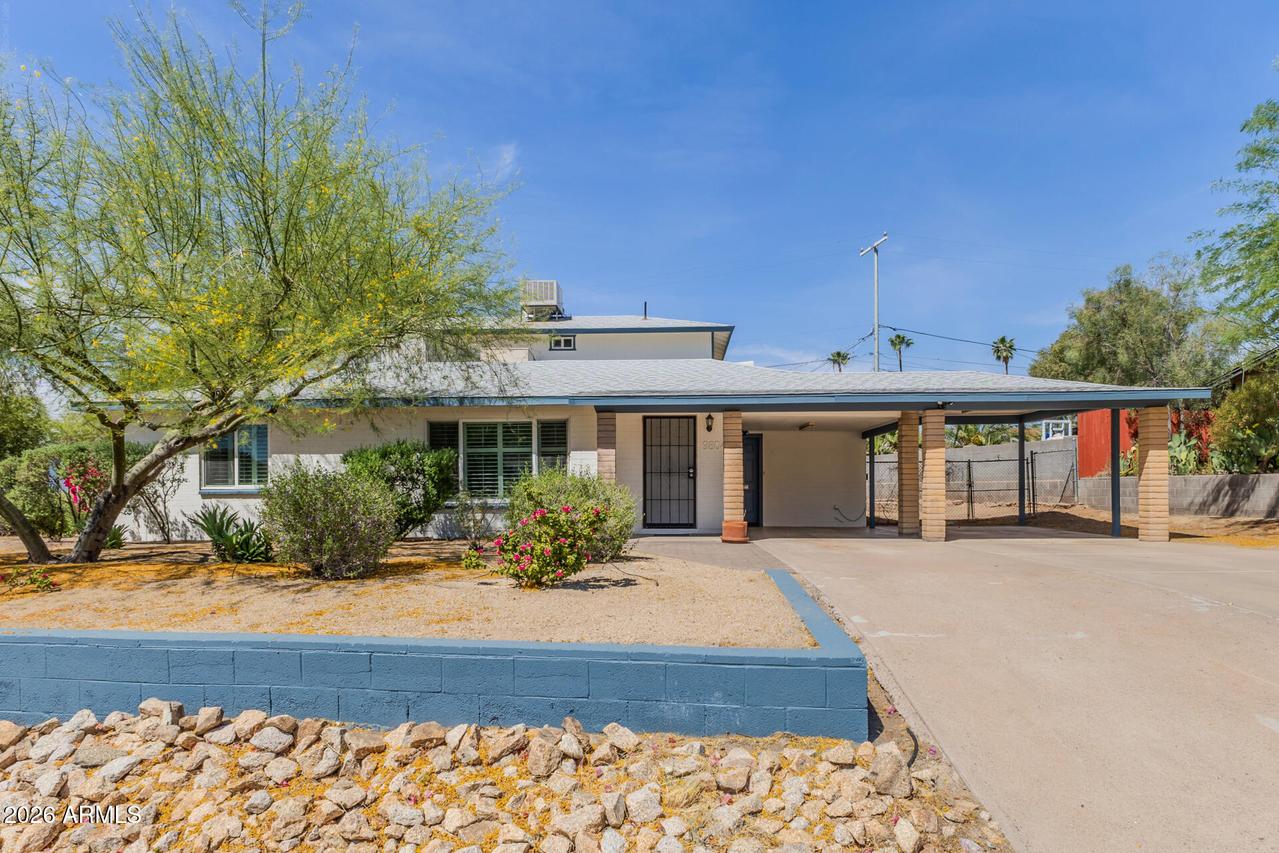 9804 N 4th Ave., Phoenix, AZ 85021