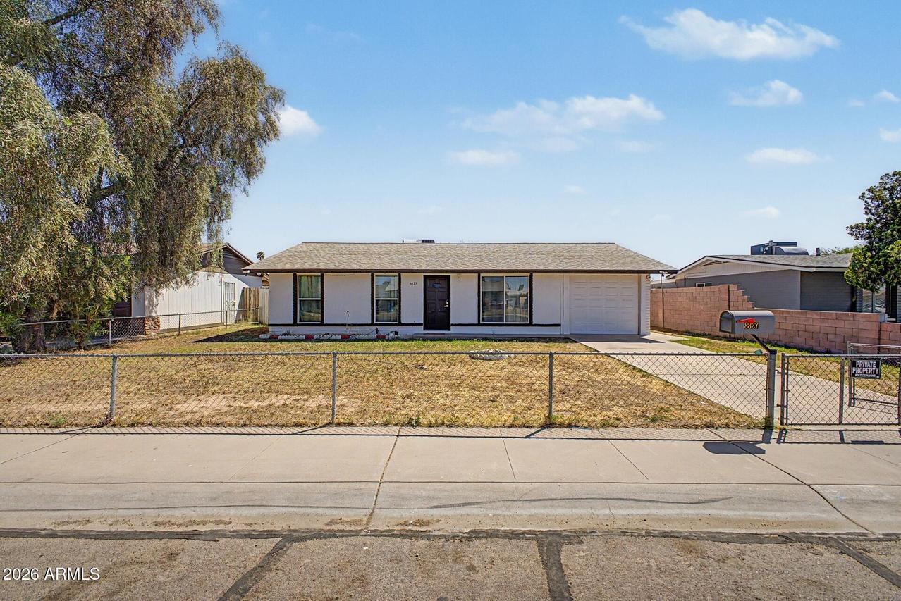 8827 W Heatherbrae Dr., Phoenix, AZ 85037