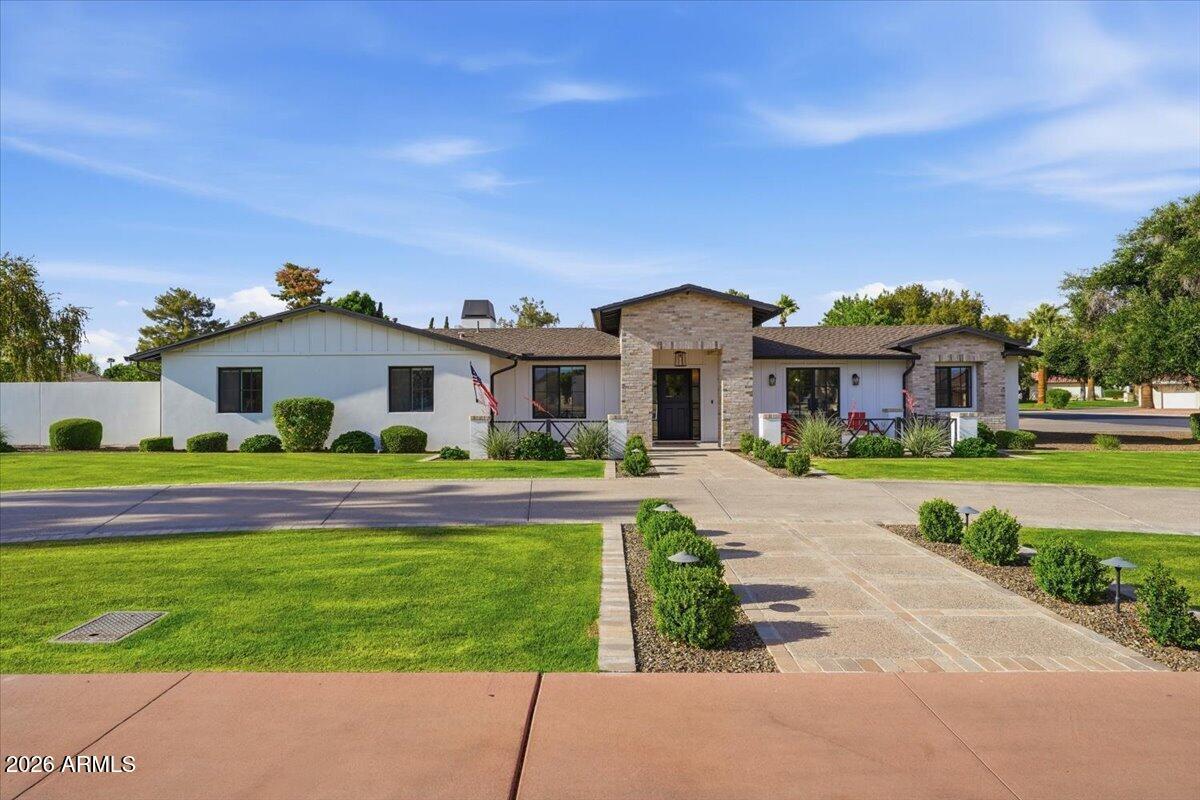 180 E Bird Ln., Litchfield Park, AZ 85340