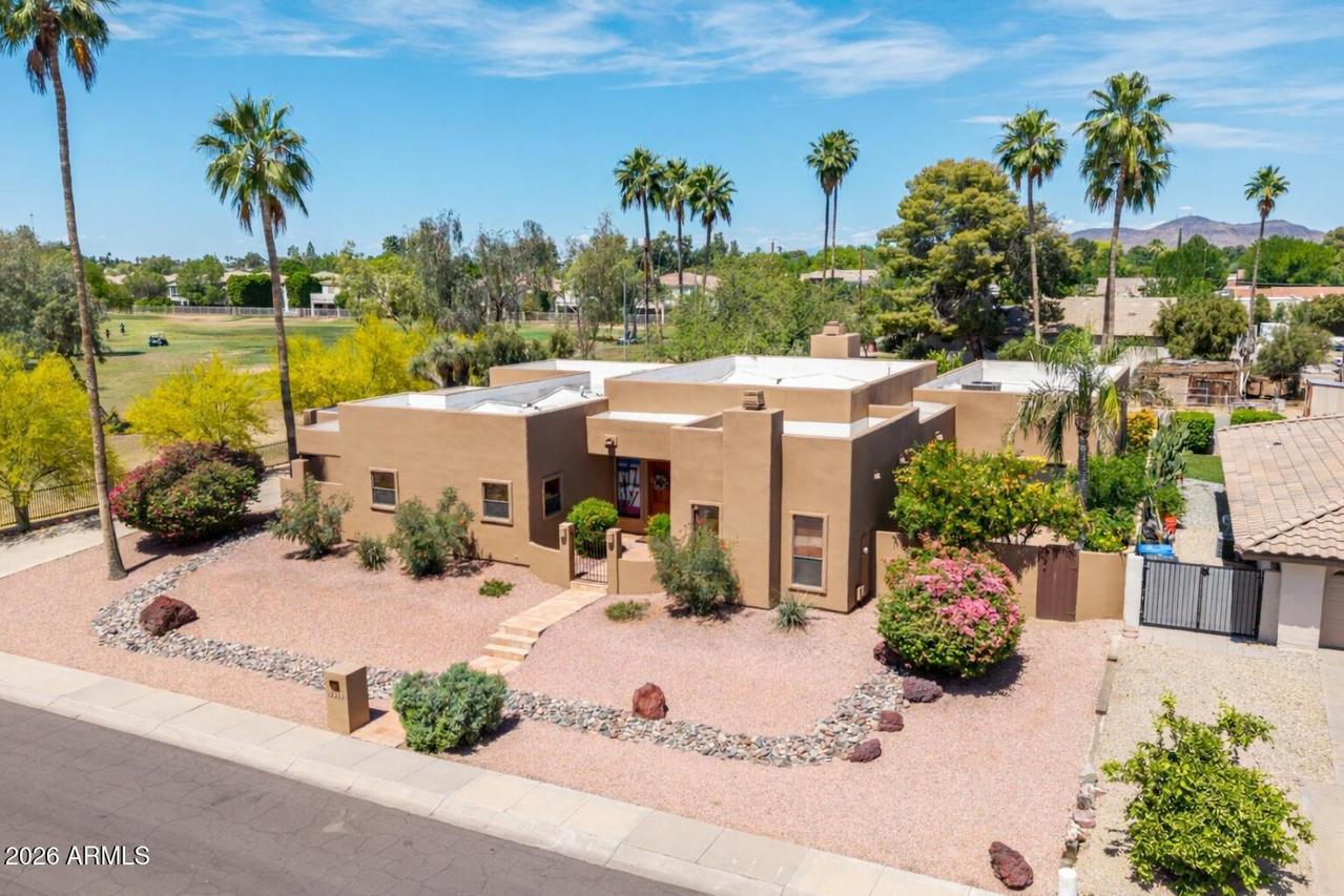 1010 W Claremont St., Phoenix, AZ 85013