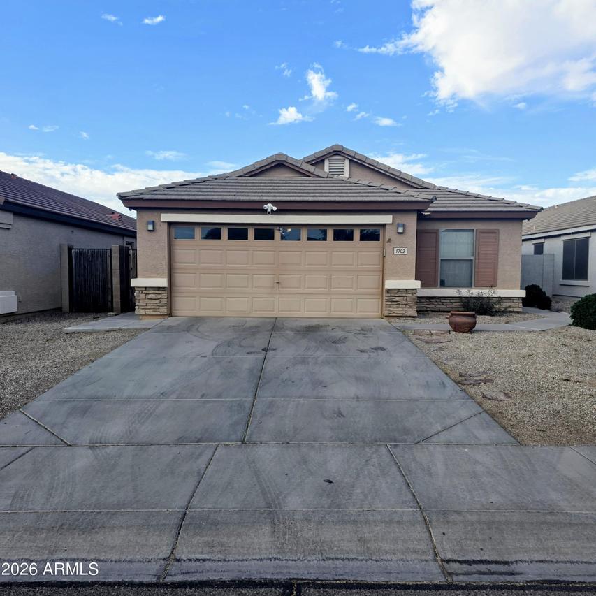 1702 E Nancy Ave., San Tan Valley, AZ 85140