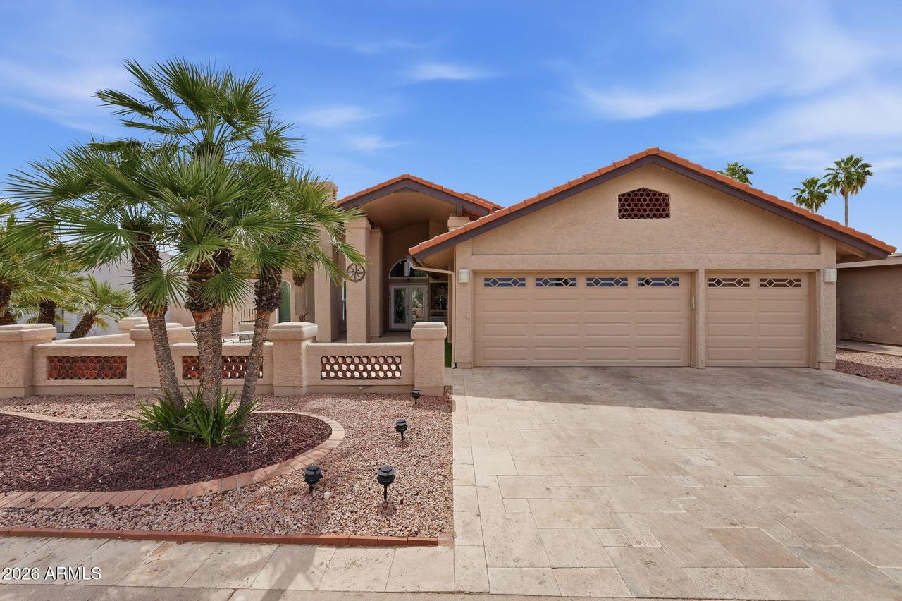 25602 S Ribbonwood Dr., Sun Lakes, AZ 85248