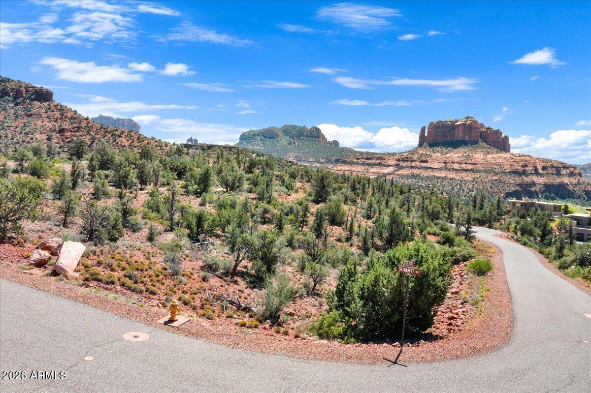 18 & 38 Peak Point Ct. #26 &33, Sedona, AZ 86336