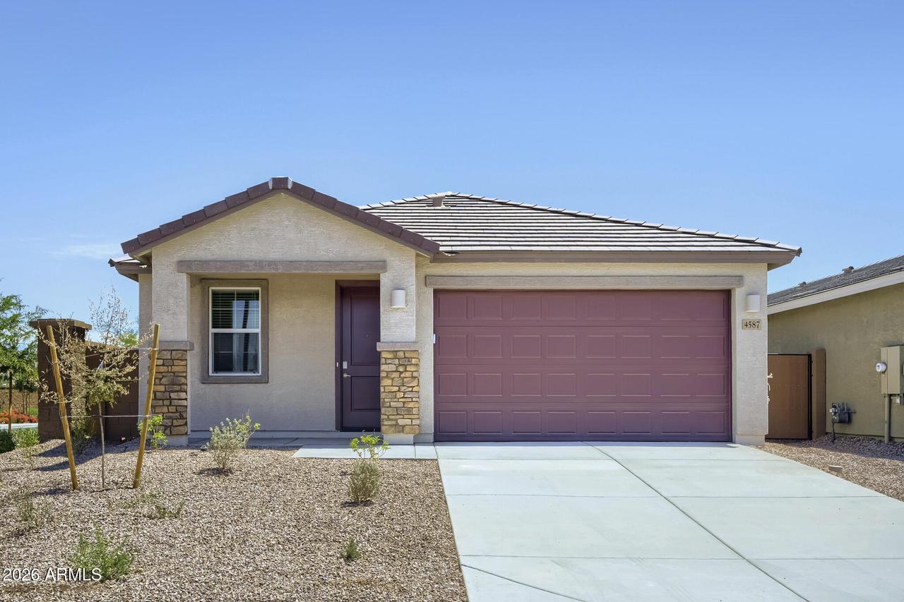 4587 E Kenneth Ln., San Tan Valley, AZ 85143