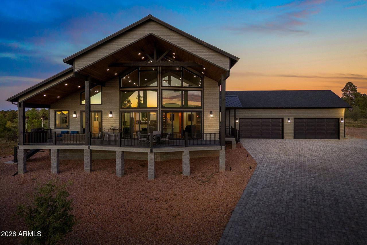 2258 Big Bear Cir., Overgaard, AZ 85933