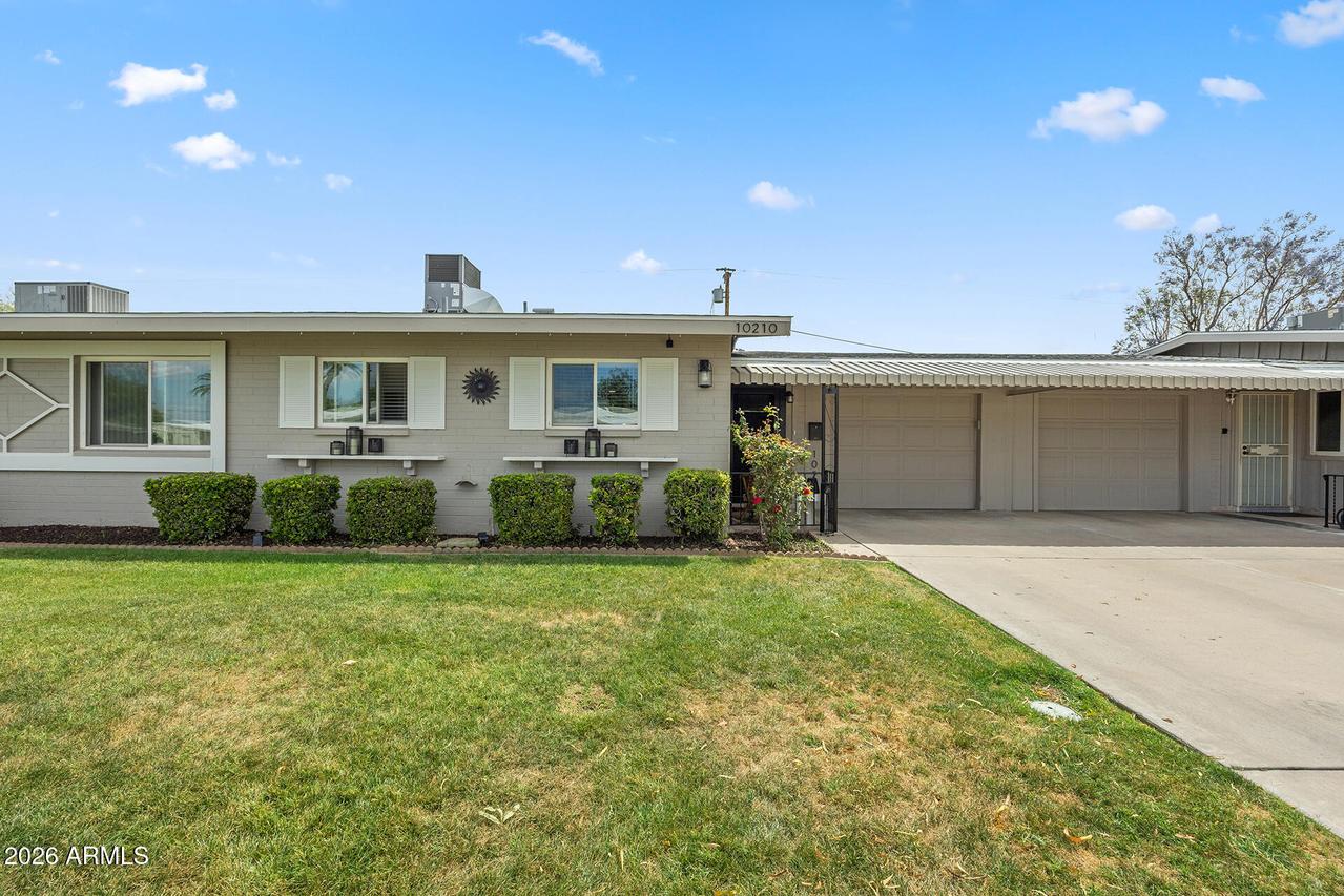 10210 W Snead Cir., Sun City, AZ 85351