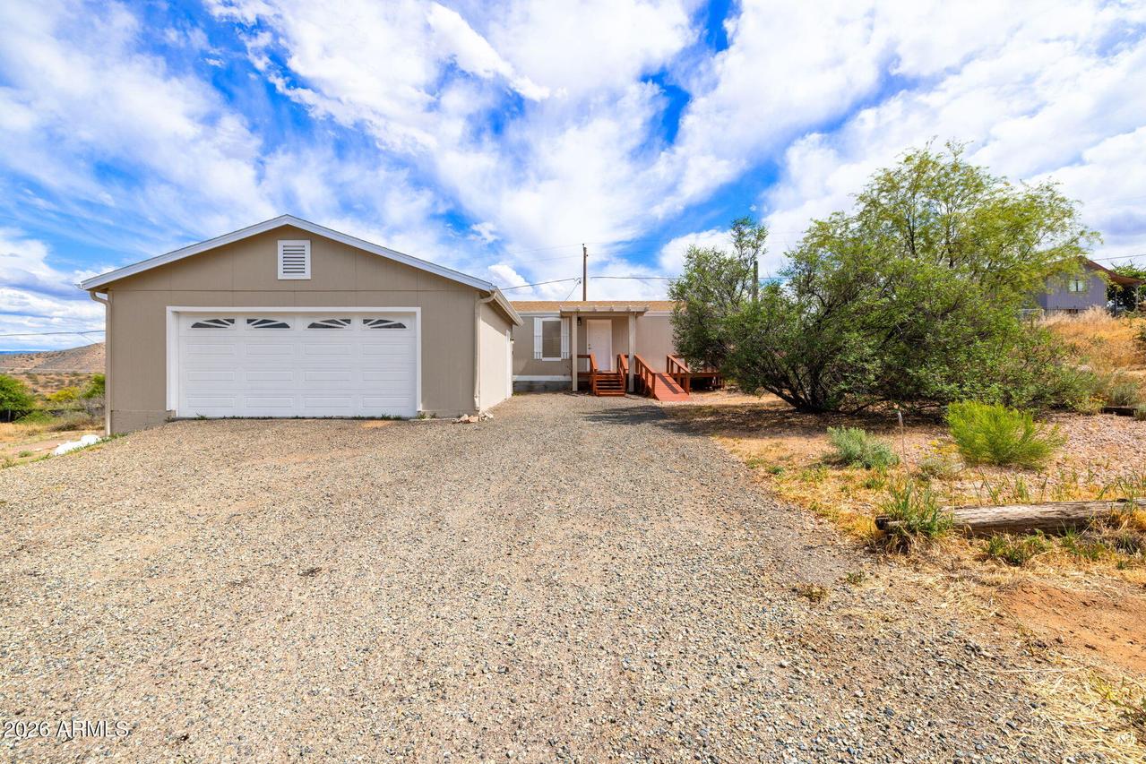 20929 E Coyote Ln., Mayer, AZ 86333