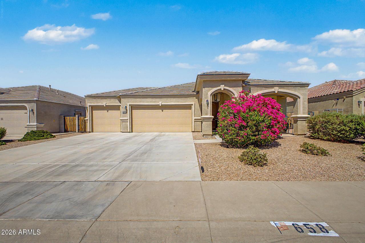 658 W Belmont Red Tr., San Tan Valley, AZ 85143