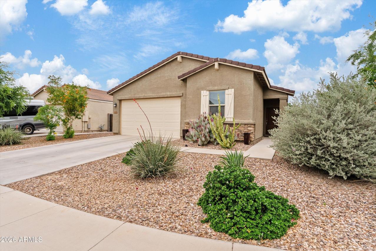 528 W Magena Dr., San Tan Valley, AZ 85140