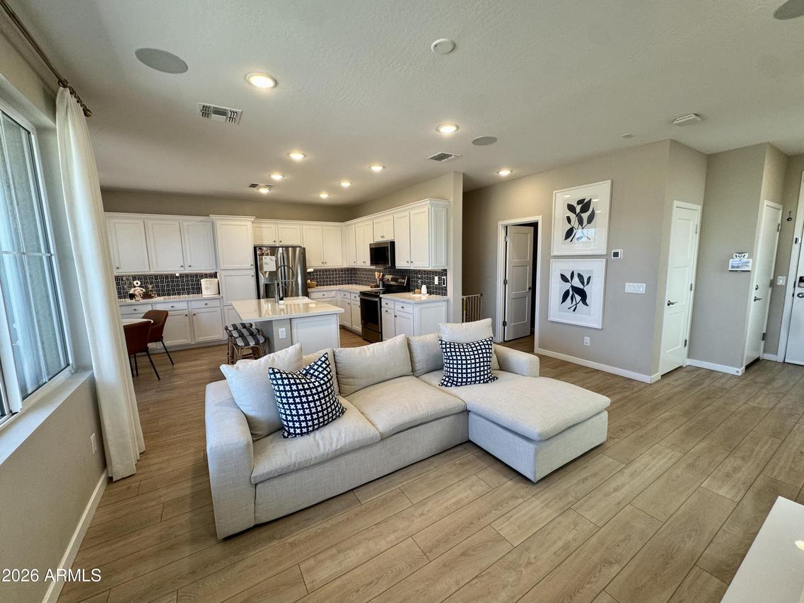 1281 W Bluejay Dr., Chandler, AZ 85286