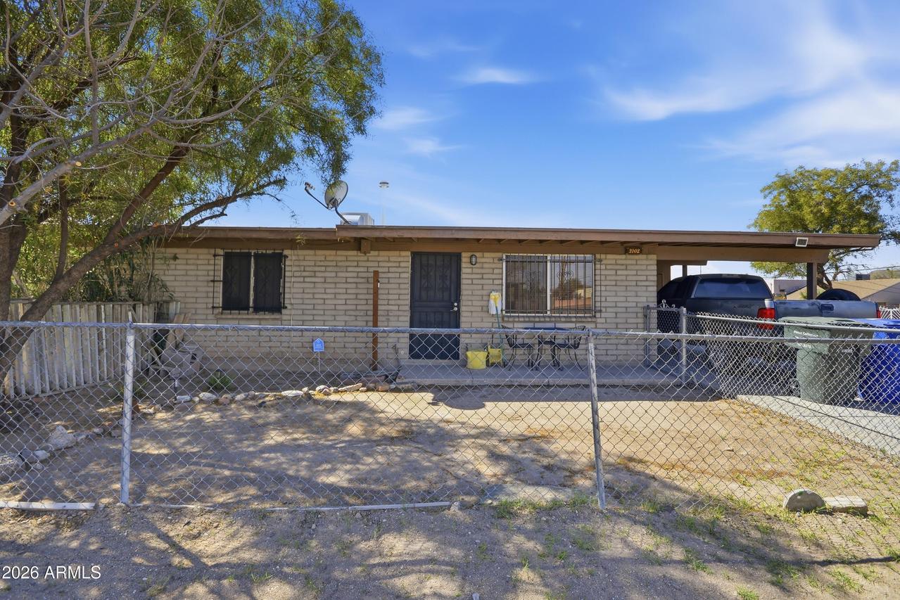 3102 S Sunset Villa Ave., Tucson, AZ 85713