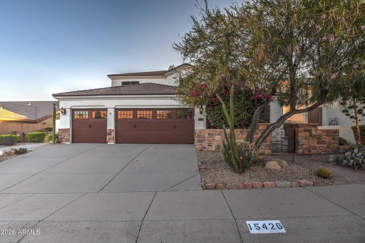 15426 S 4th Ave., Phoenix, AZ 85045