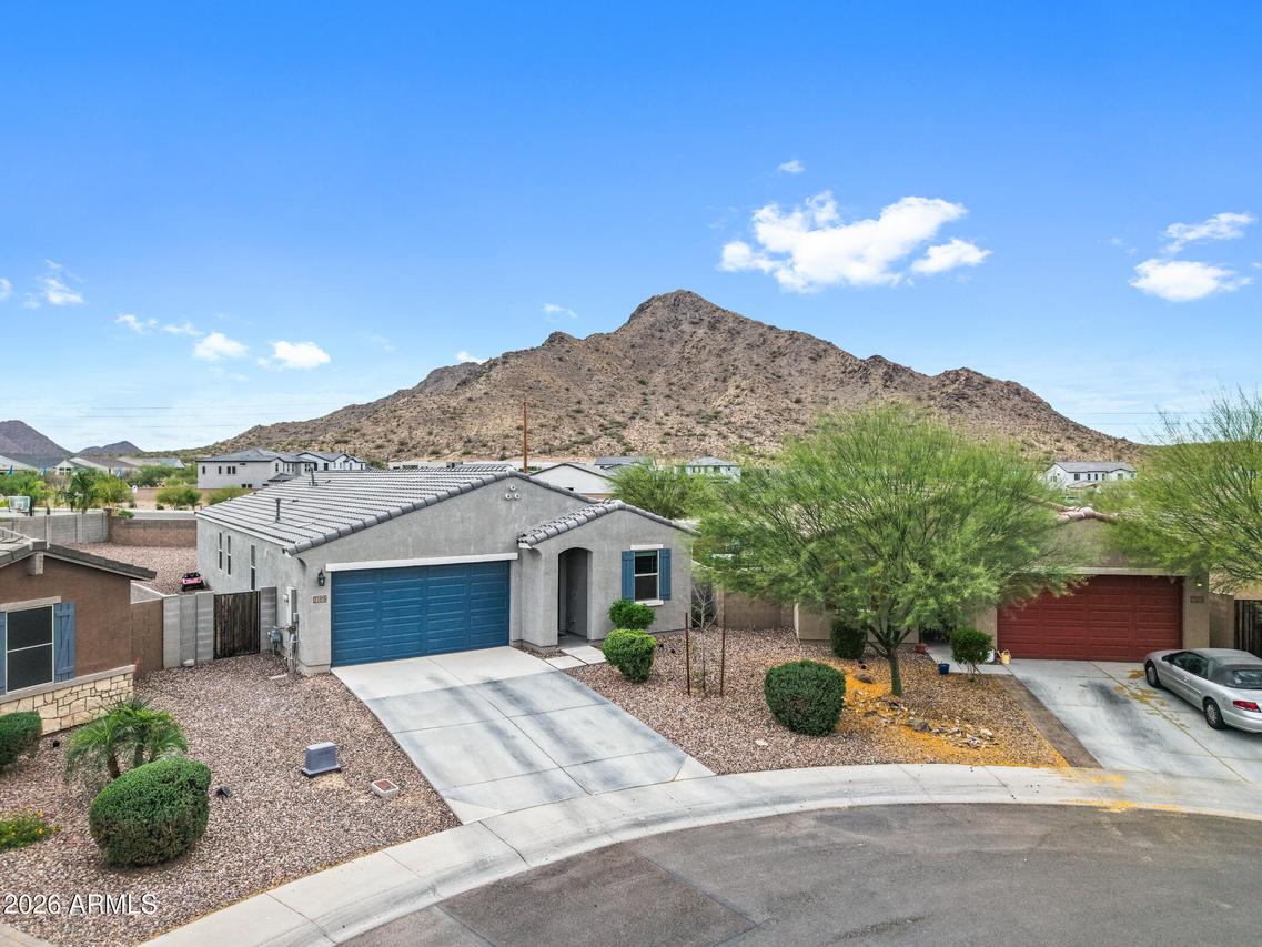 33818 N Beeblossom Tr., San Tan Valley, AZ 85144