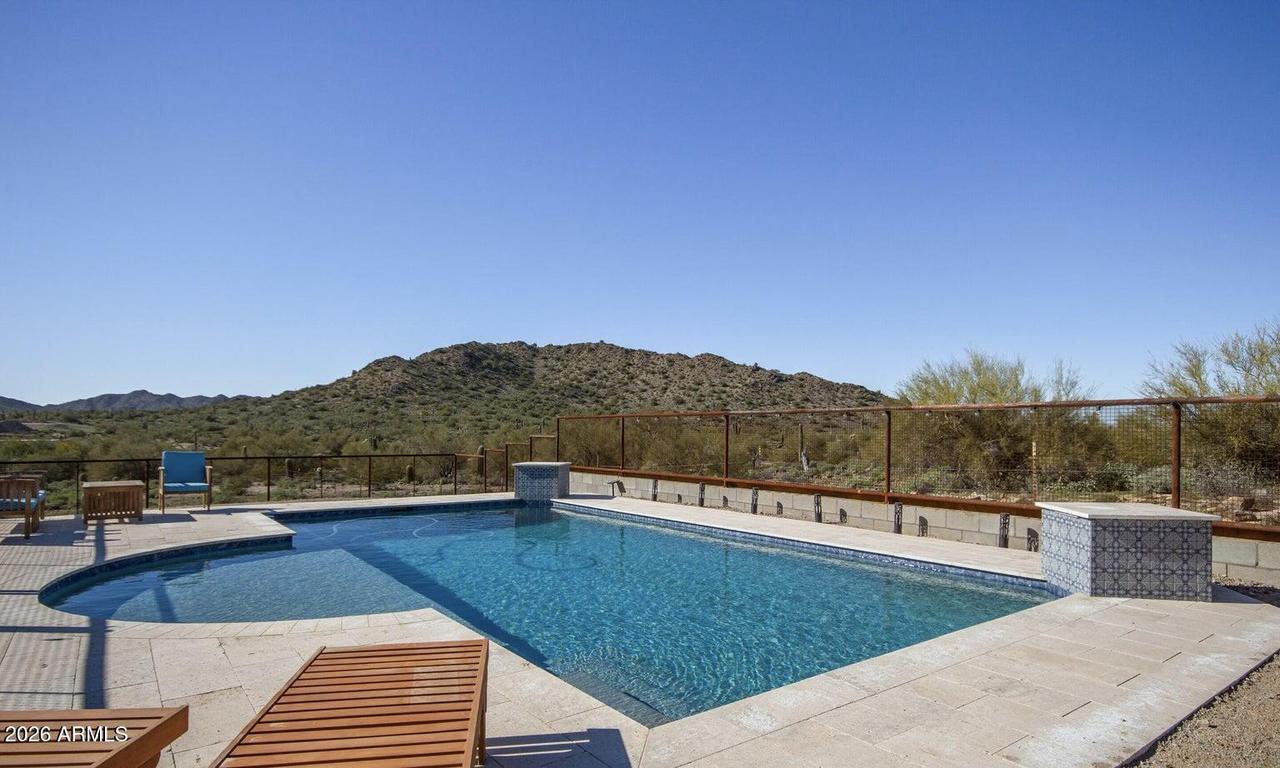 3120 W Hooper Tr., San Tan Valley, AZ 85144