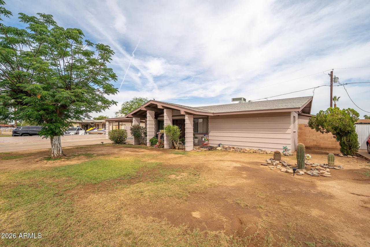 6238 W Elm St., Phoenix, AZ 85033