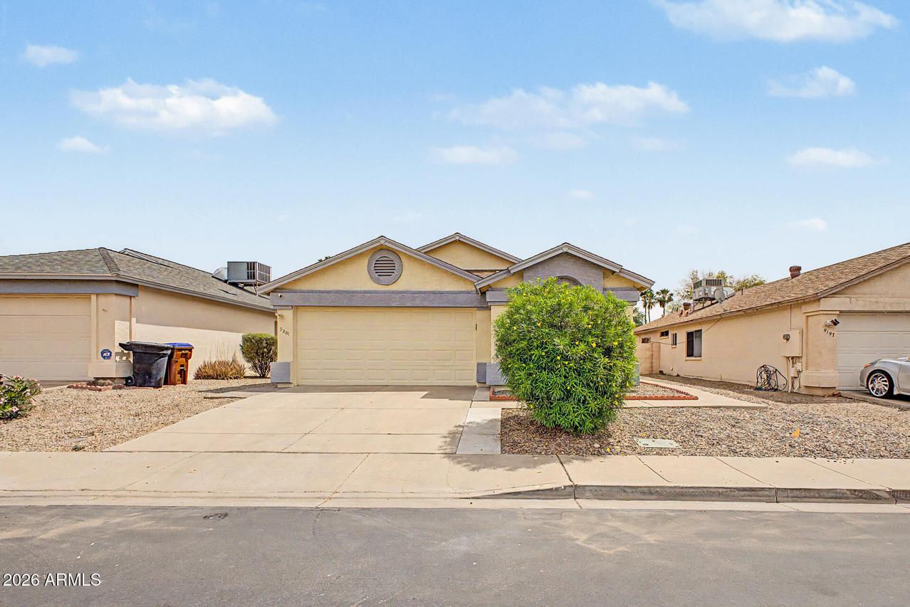 9201 N 70th Dr., Peoria, AZ 85345