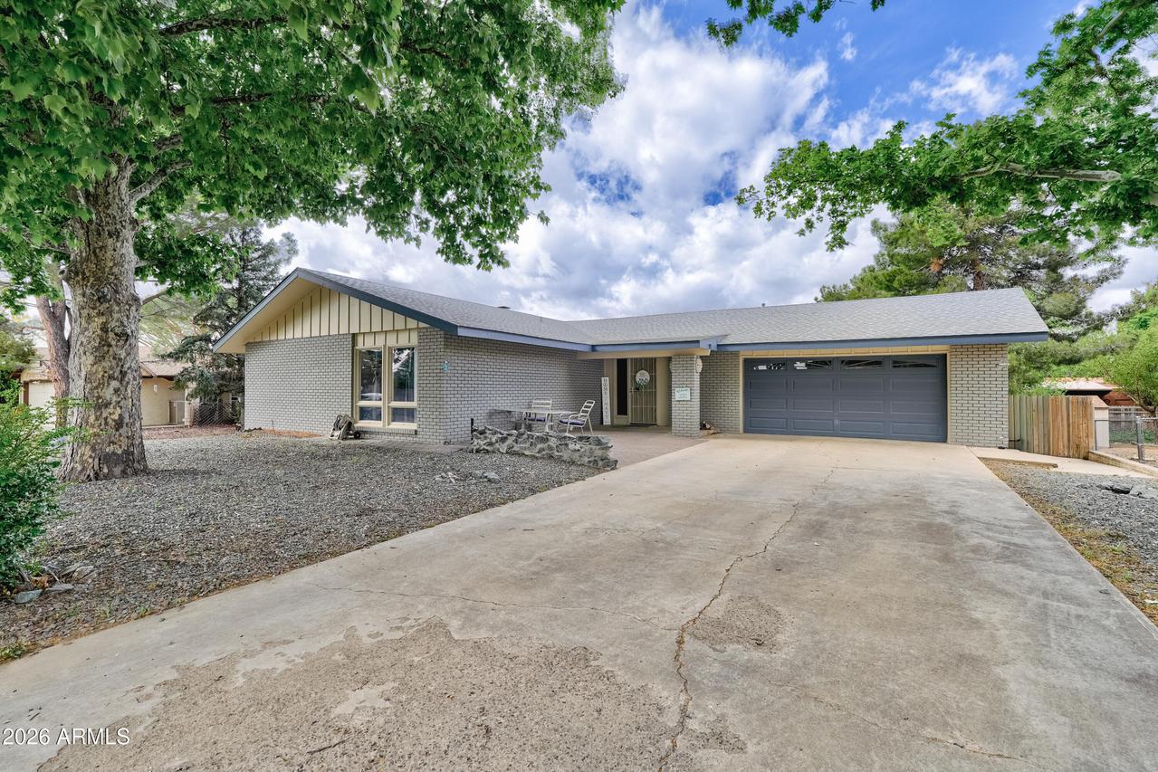 1150 N Cottonwood Spring Dr., Dewey, AZ 86327