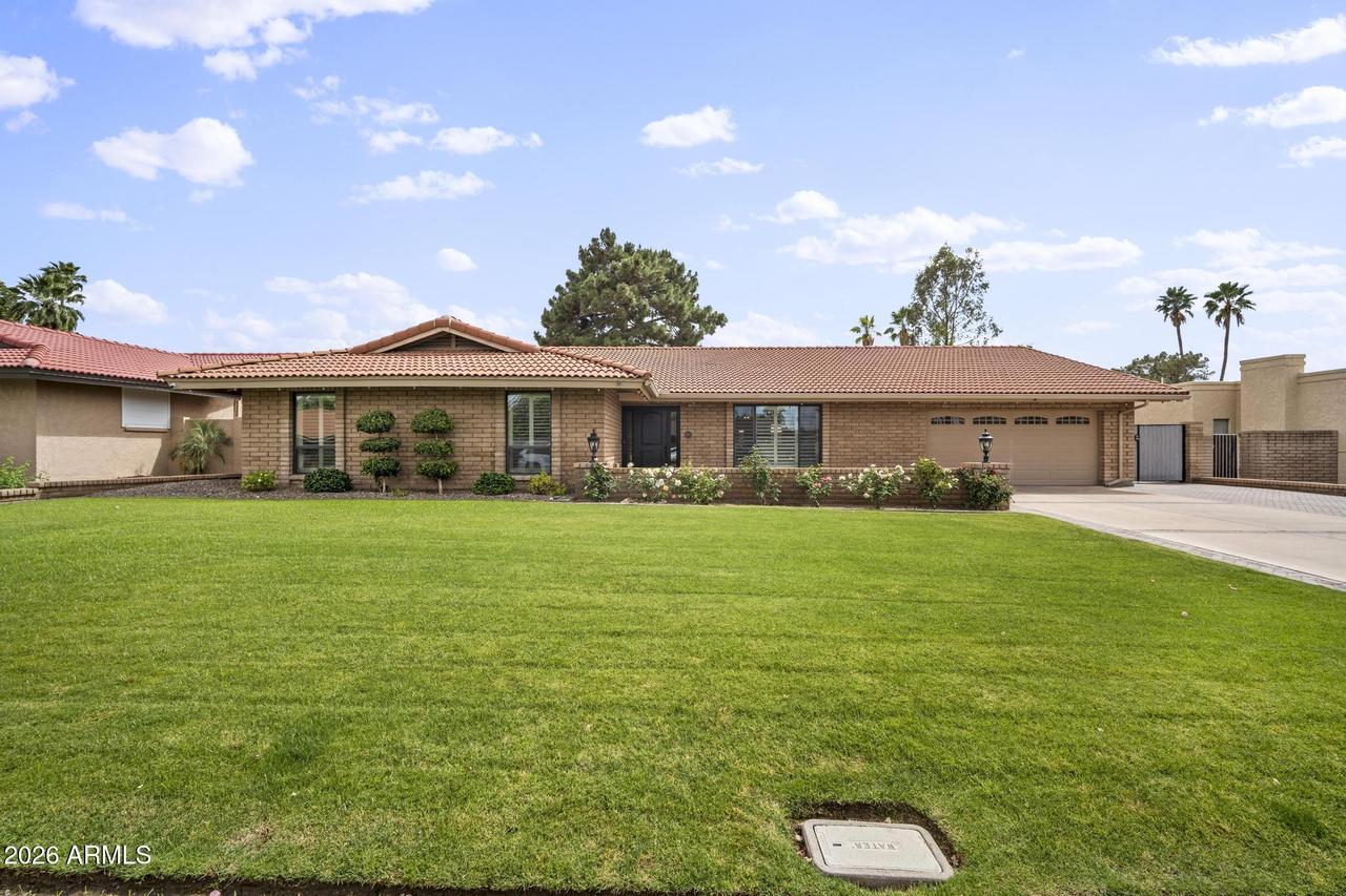 409 E Carol Ann Way, Phoenix, AZ 85022