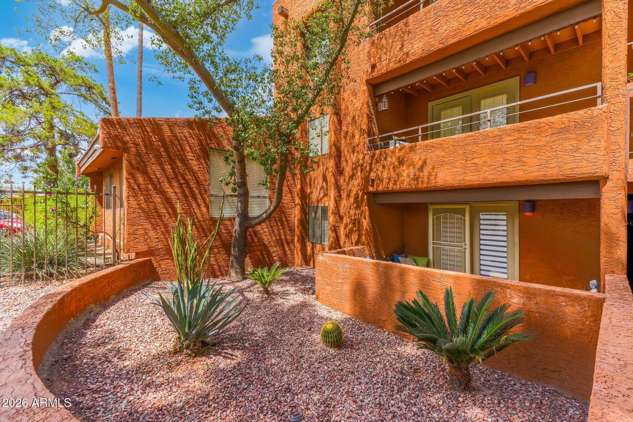 4704 E Paradise Village Pkwy. #101, Phoenix, AZ 85032