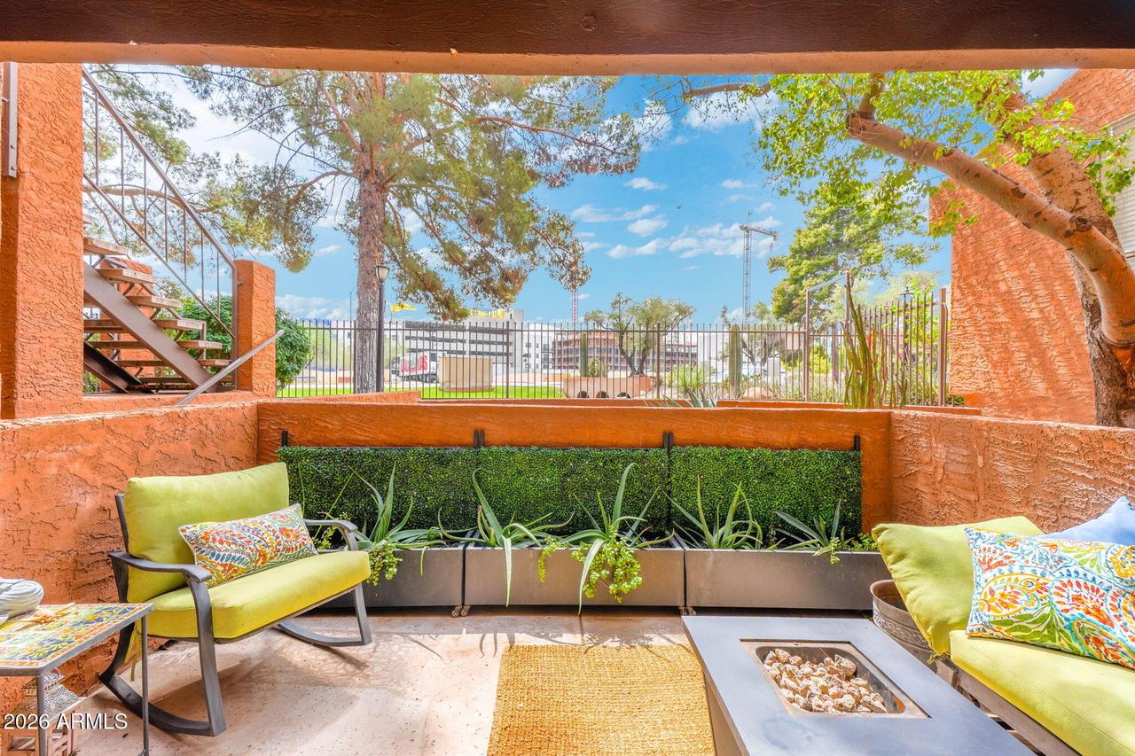 4704 E Paradise Village Pkwy. #101, Phoenix, AZ 85032