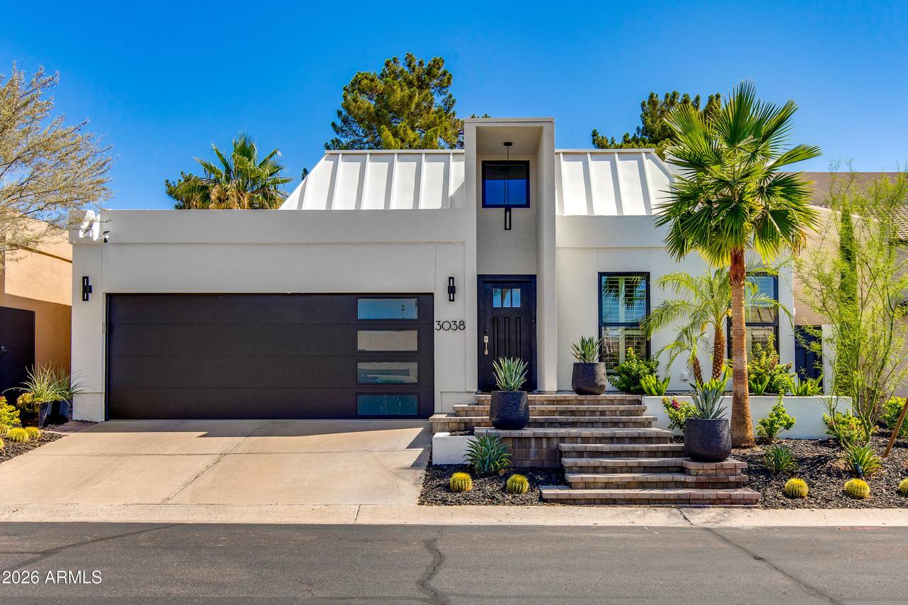 3038 E Stella Ln., Phoenix, AZ 85016