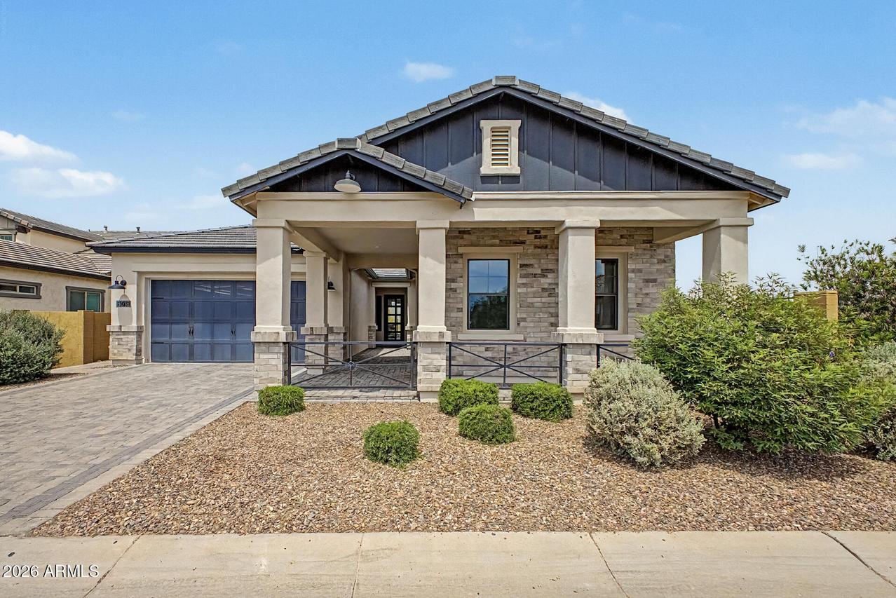 8018 E Jaeger St., Mesa, AZ 85207