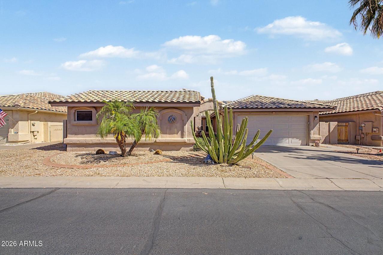14574 W Bison Path, Surprise, AZ 85374