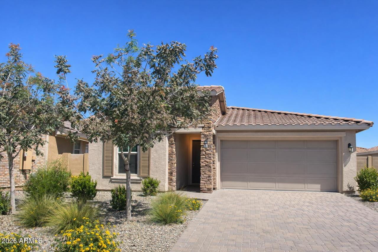 18822 W Medlock Dr., Litchfield Park, AZ 85340