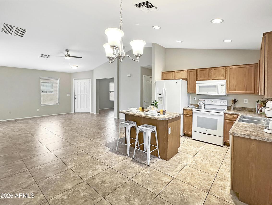 40167 W Thornberry Ln., Maricopa, AZ 85138