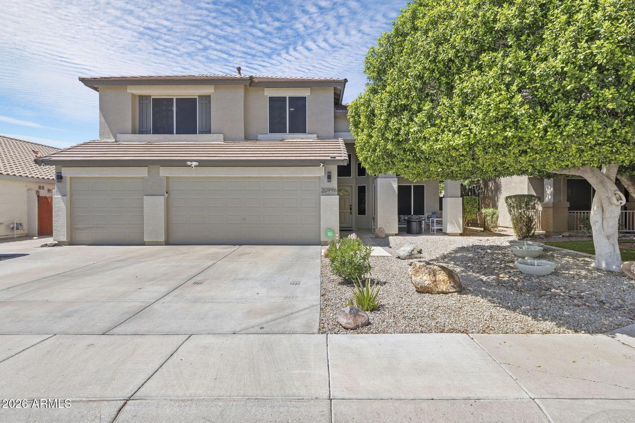 20996 N 82nd Ln., Peoria, AZ 85382