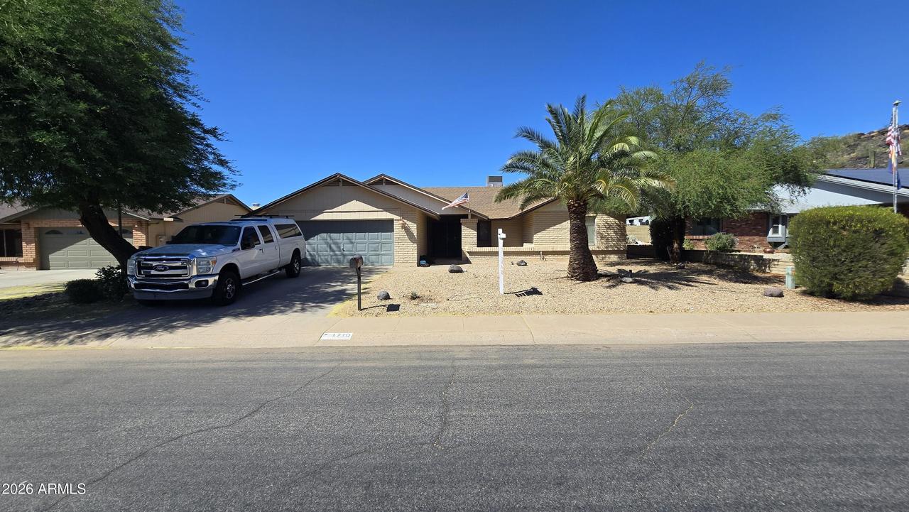 1710 W Banff Ln., Phoenix, AZ 85023