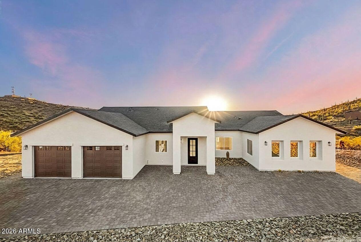 37612 N 34th Ave., Phoenix, AZ 85086