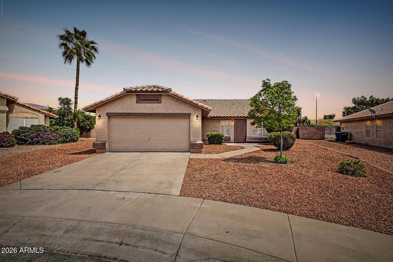 119 S Comanche Dr., Chandler, AZ 85224